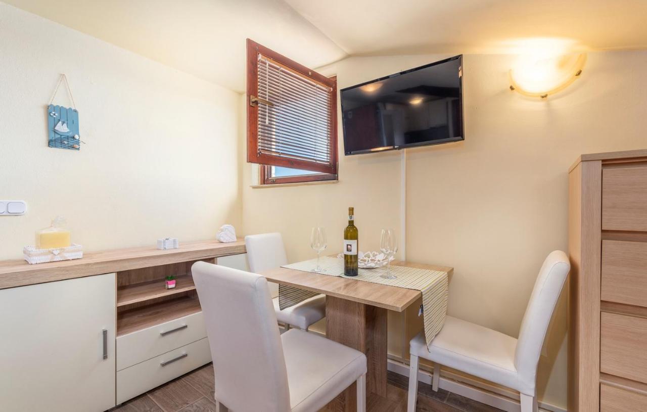 Apartment Zeljka Poreč Buitenkant foto